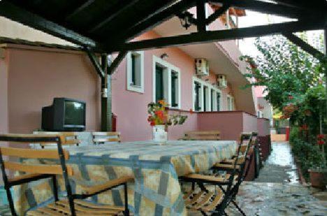 Villa Toula Дассия Экстерьер фото